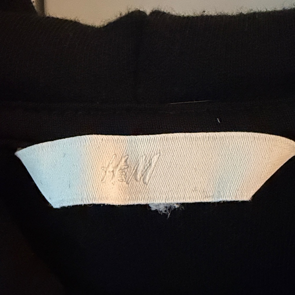 H&M Black Hoodie Sweatshirt - Picture 2 of 3
